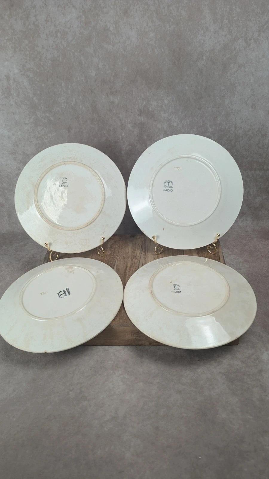 Lot de 4 assiettes Badonvillers France – modèle Radio