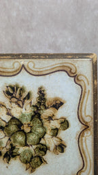 Ancien dessous de plat en faïence sur support bois