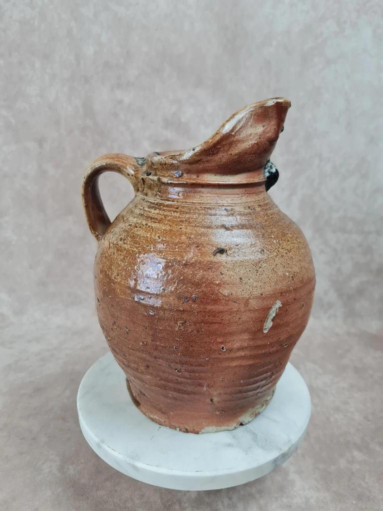 🏺 Ancien pichet en grès vernissé, travail artisanal