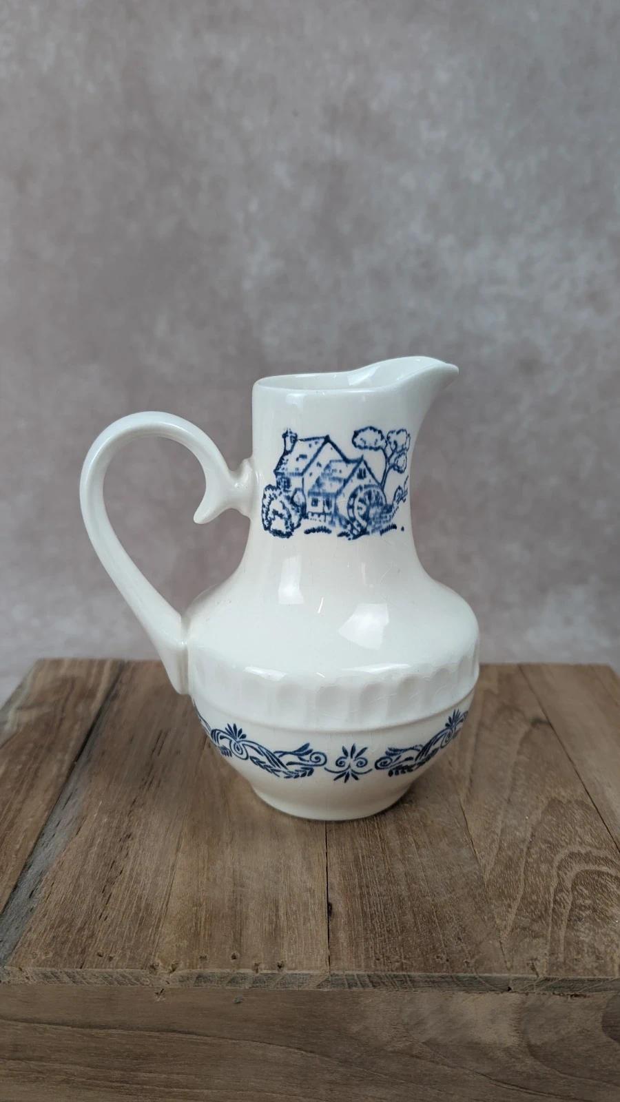 Ancien pot à lait Gien décor bleu