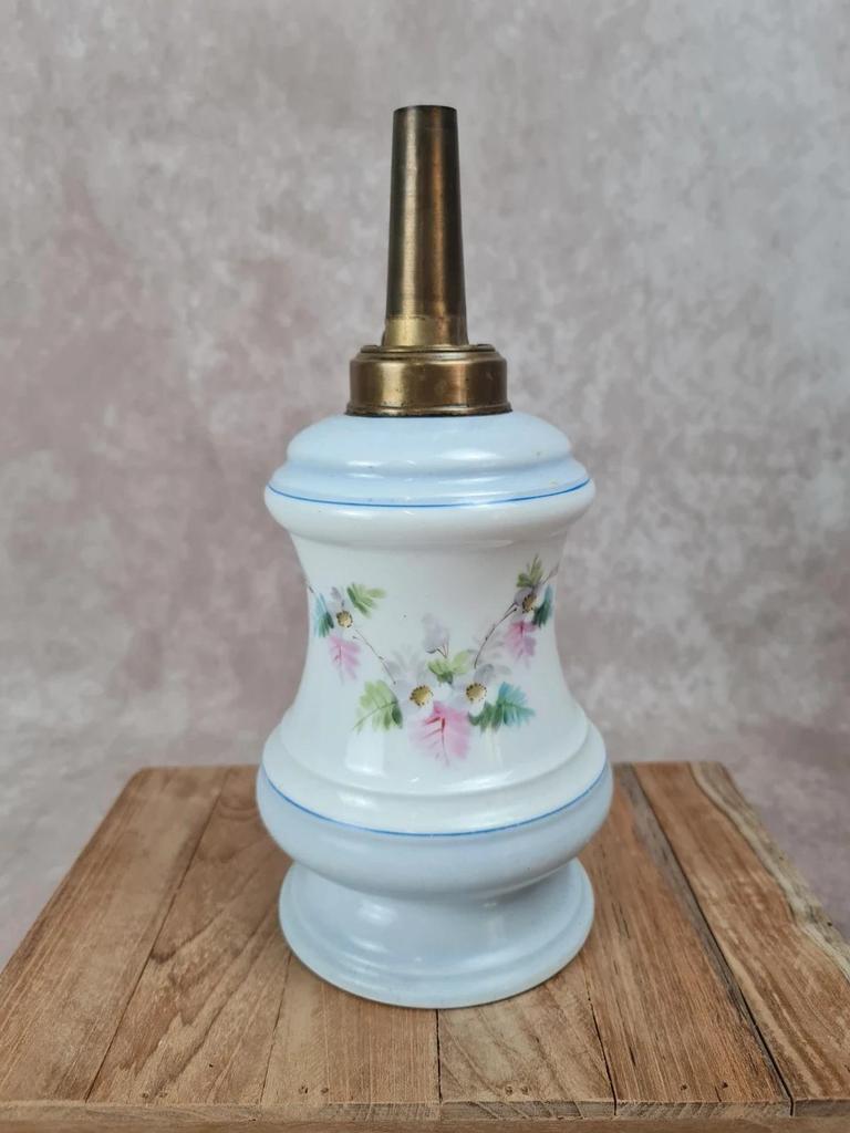 Ancien réservoir de lampe à pétrole en porcelaine peinte 🌿🌸