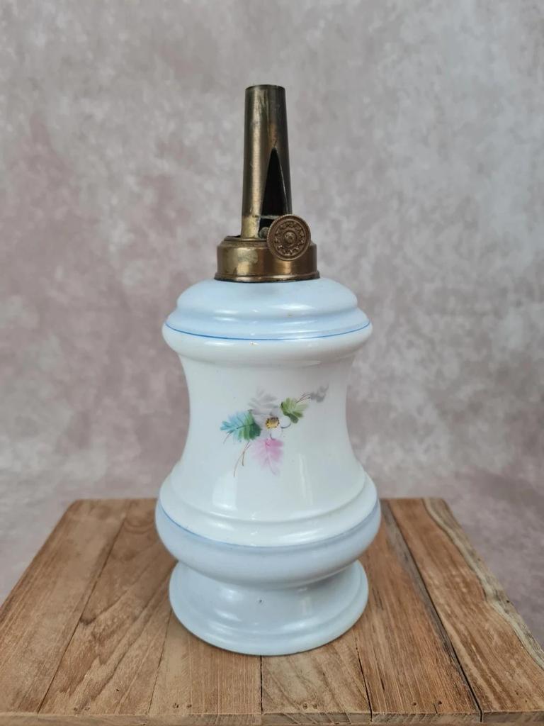 Ancien réservoir de lampe à pétrole en porcelaine peinte 🌿🌸