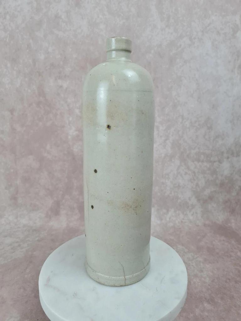 Ancienne bouteille en grès vernissé beige Xixᵉ, avec anse, déco vintage 🏺