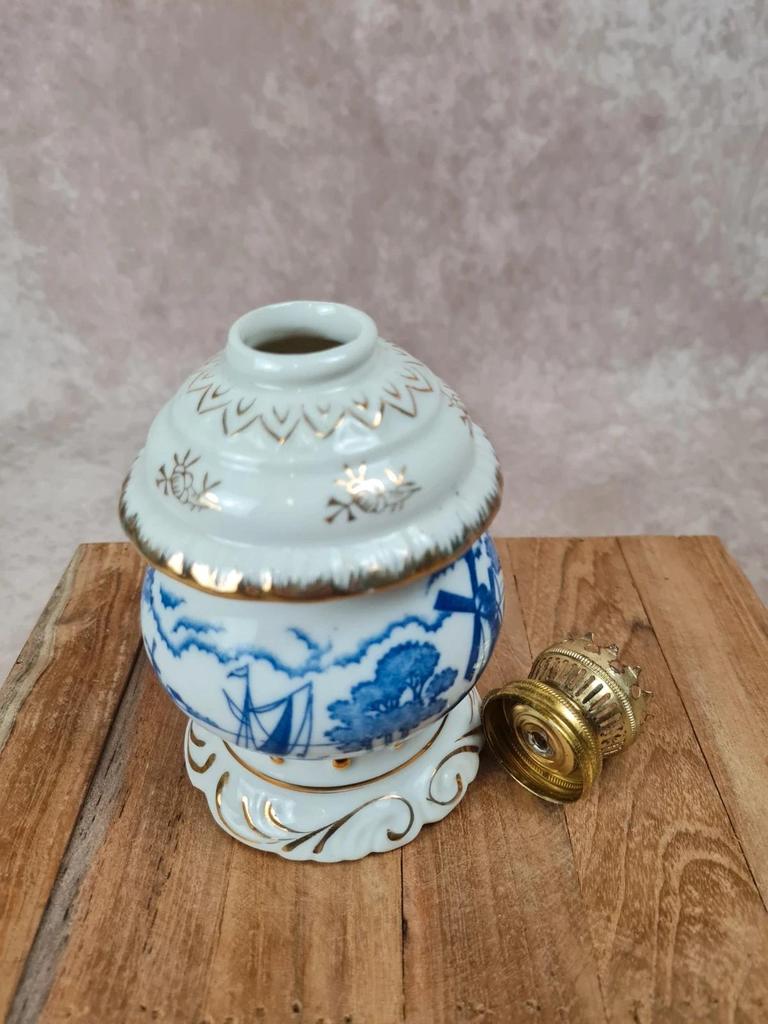 🪔 Ancienne lampe à pétrole porcelaine bleue & blanche Made in Japan