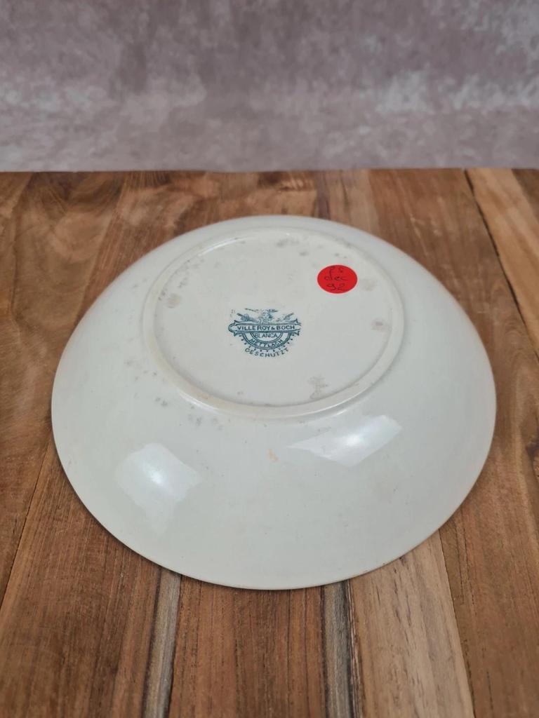 Assiette creuse ancienne Villeroy & Boch Mettlach – Modèle Blanca