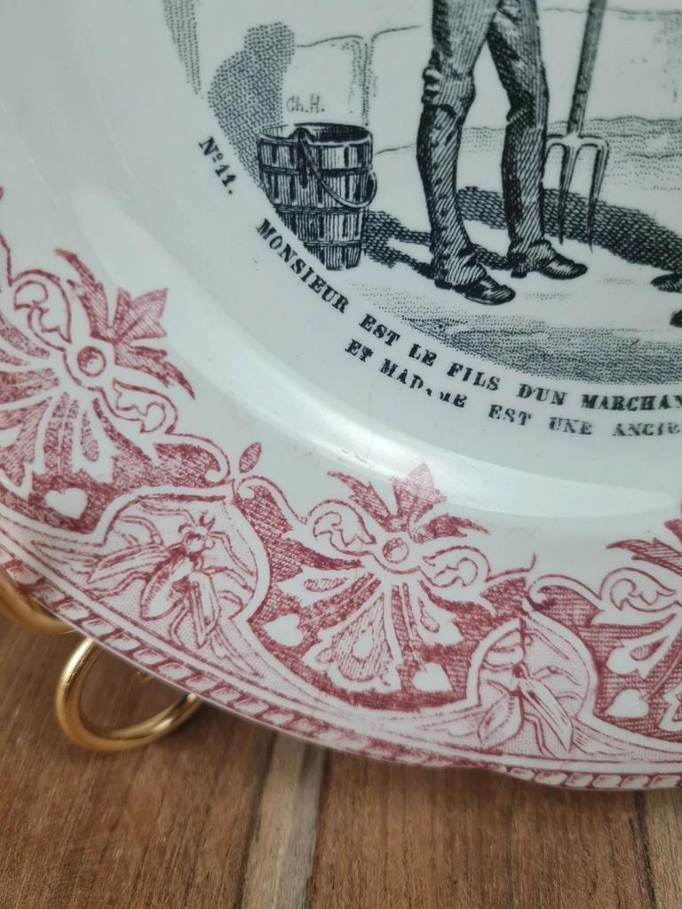 Assiette parlante ancienne « Nos Domestiques » n°11 – Creil et Montereau