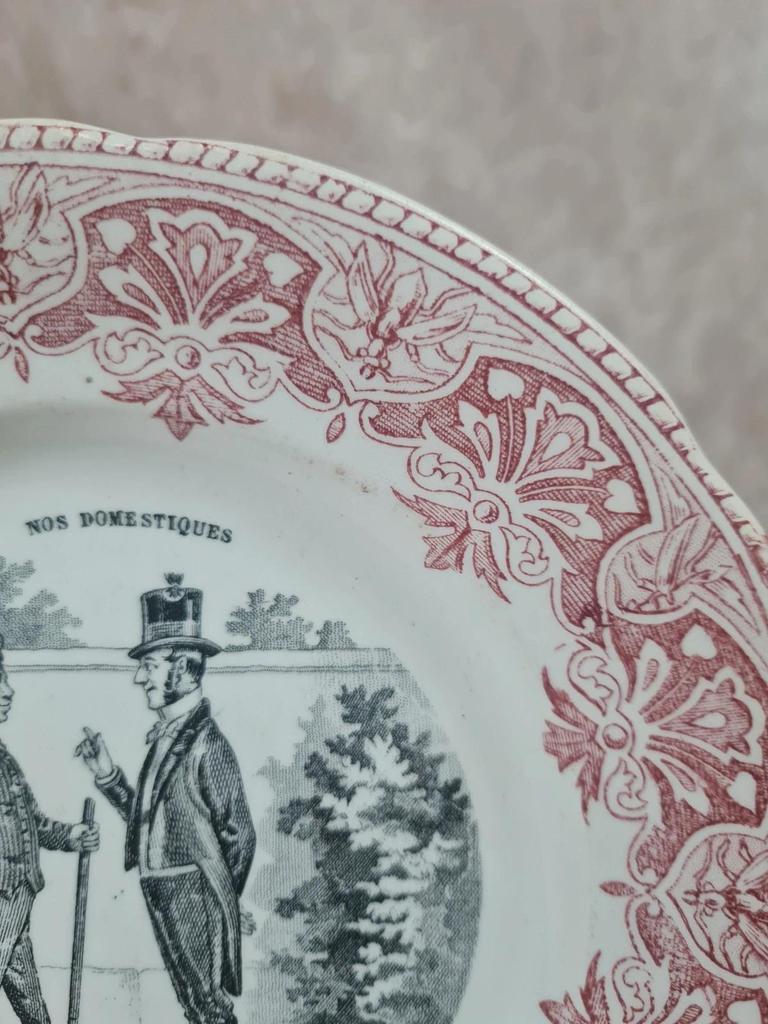 Assiette parlante ancienne « Nos Domestiques » n°11 – Creil et Montereau