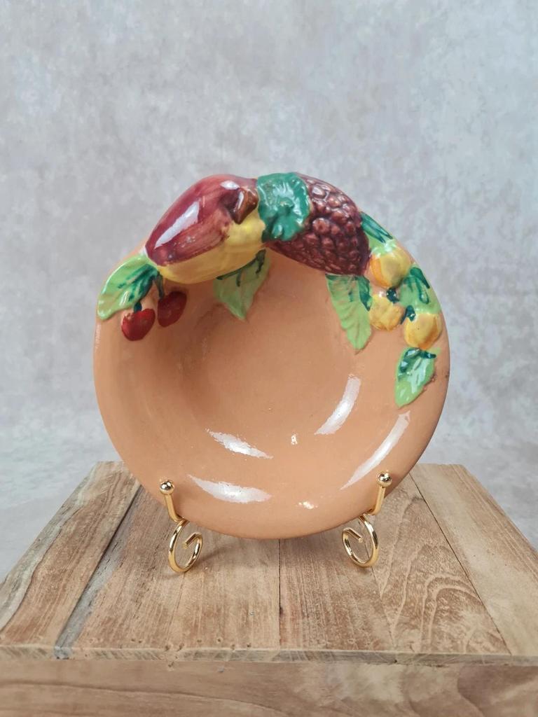 🟠 Assiettes en faïence décor fruits en relief – Lot de 2 🟠