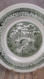Assiette anglaise ancienne décor paysage vert
