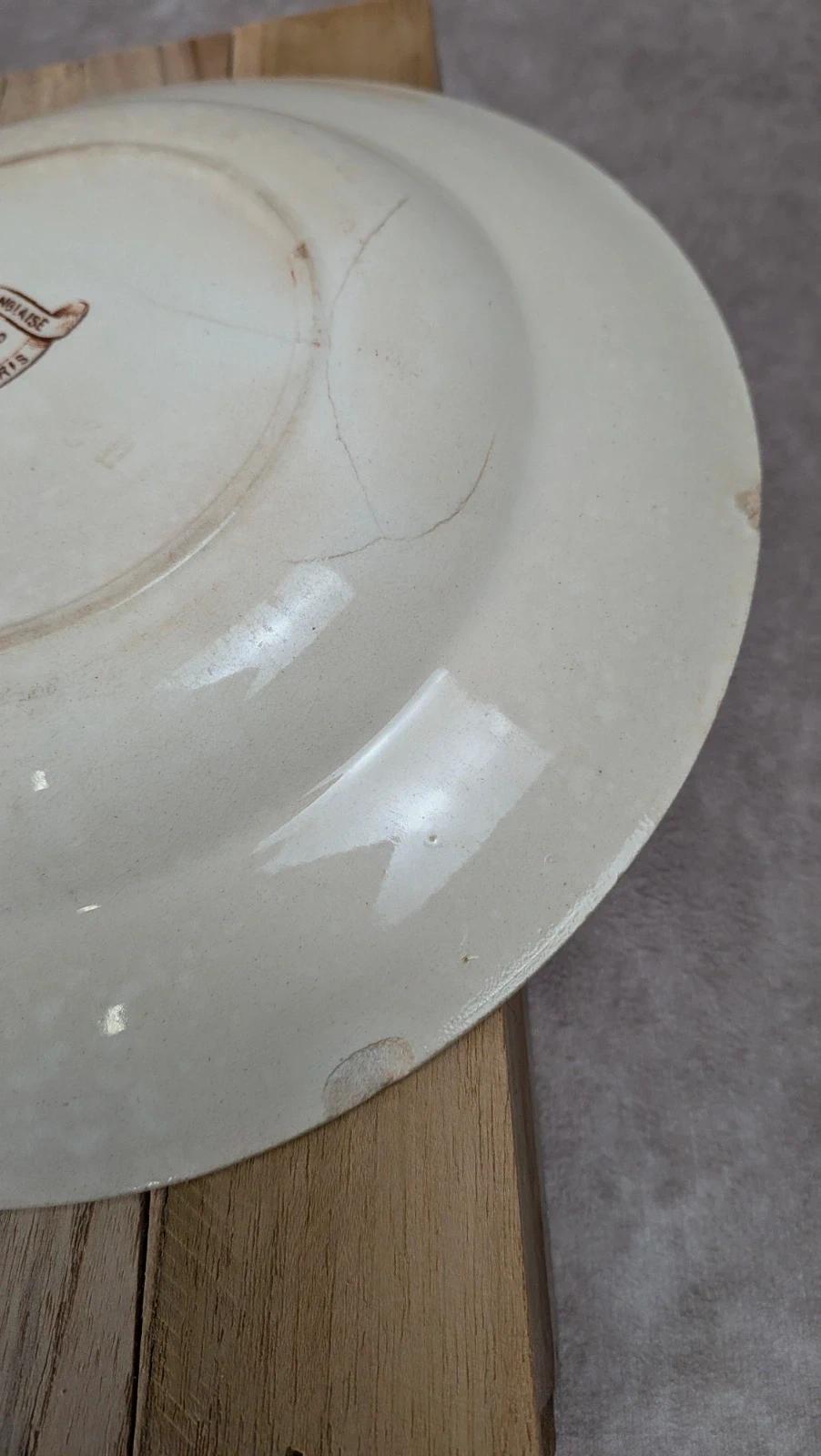 Lot de 2 assiettes creuses en terre de fer – Cie Franco-anglaise, Rue Turbigo 78 Paris 🤎