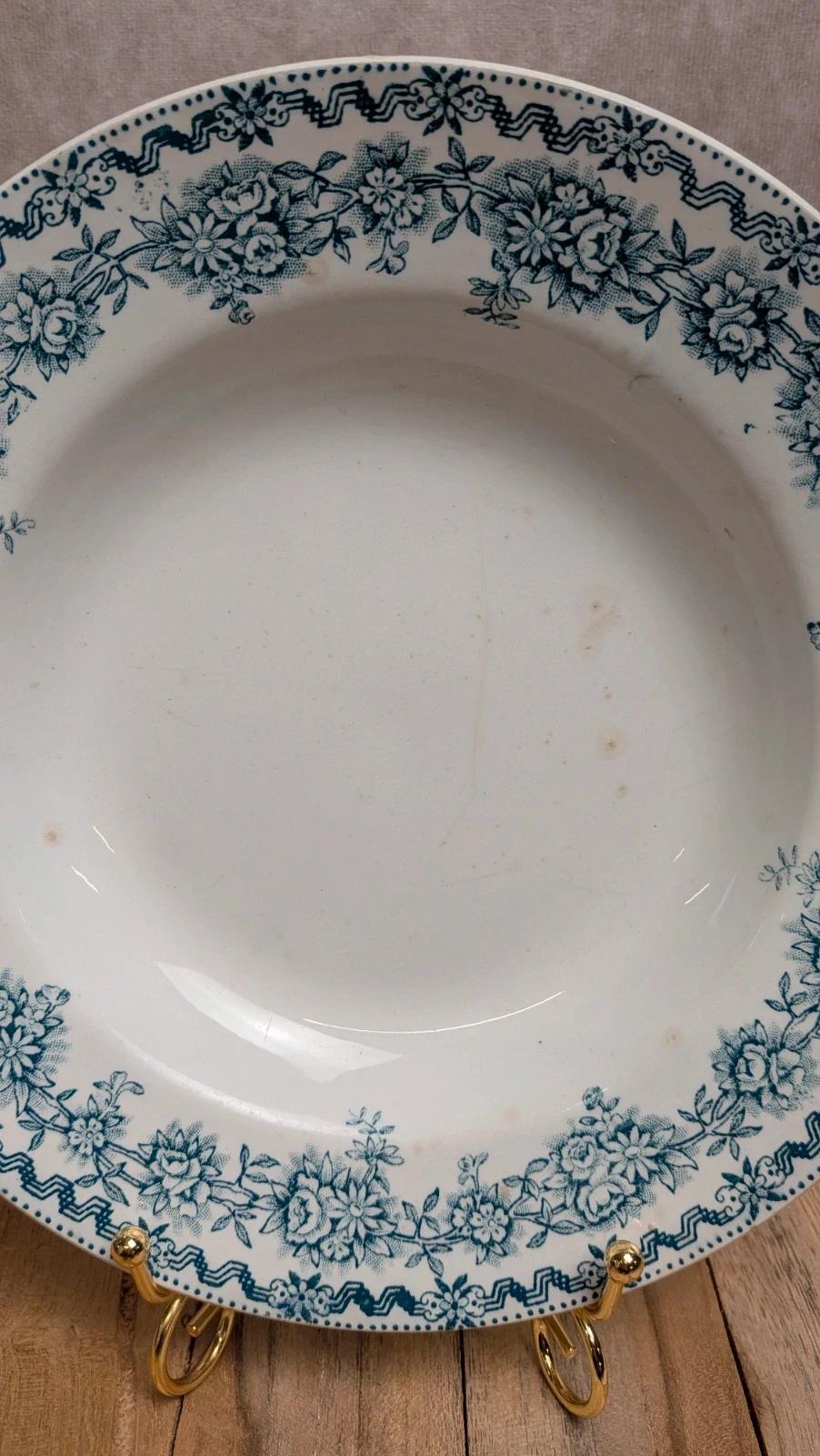 Assiette terre de fer Saint-amand modèle Argenton
