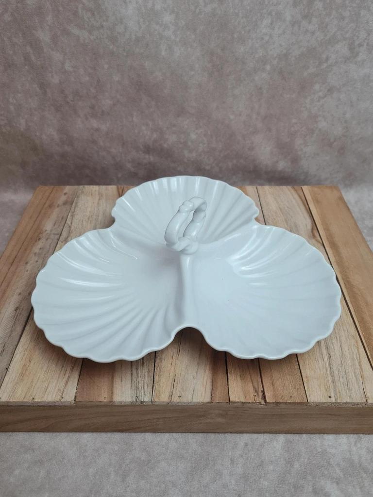 Présentoir ancien 3 compartiments coquille en porcelaine blanche