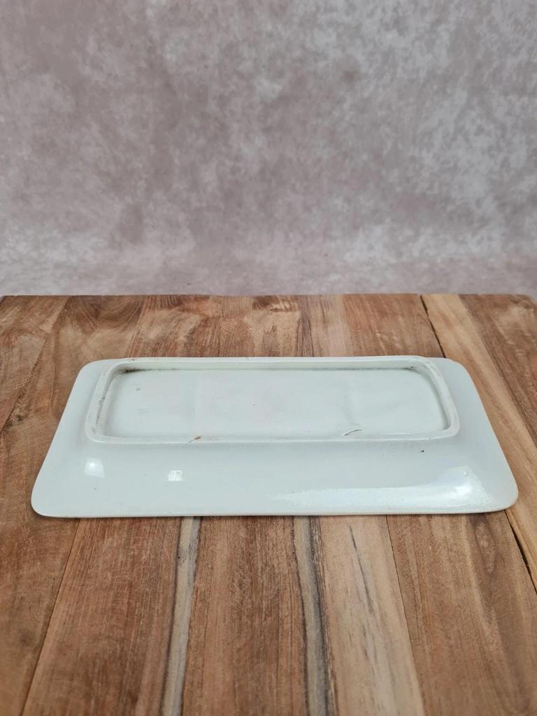 🧼 Ancien porte-peigne ou vide-poches en faïence blanche à décor géométrique noir et ocre