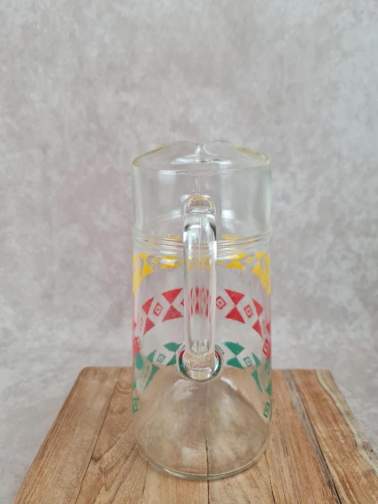 Pichet vintage en verre décor coloré géométrique
