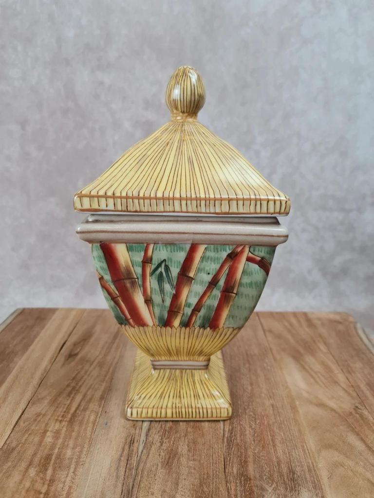 Pot couvert décoratif Sylvie Langet – motif bambous – style pagod