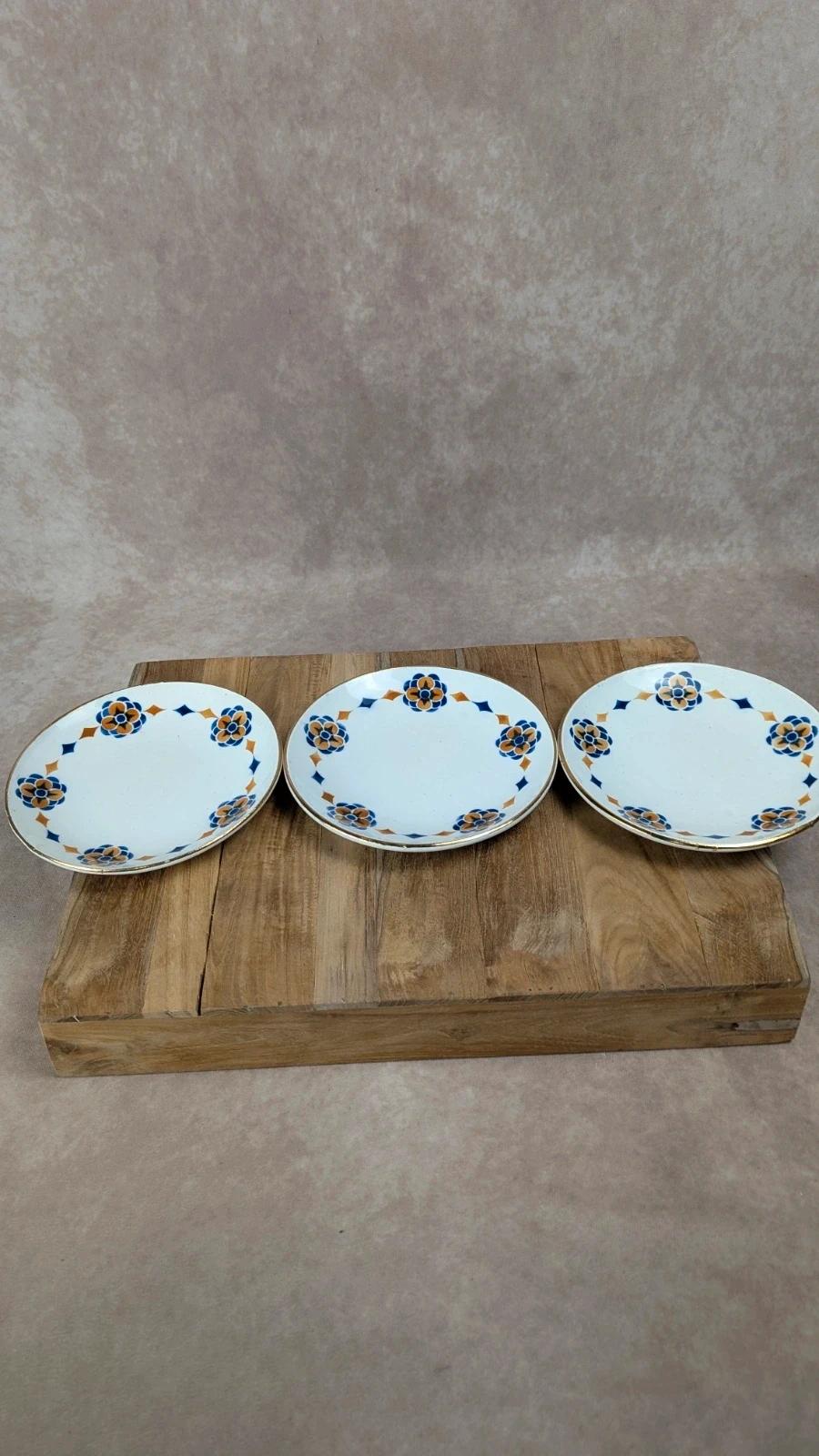 Lot de 3 petites assiettes Moulin des Loups – Modèle Rosaces