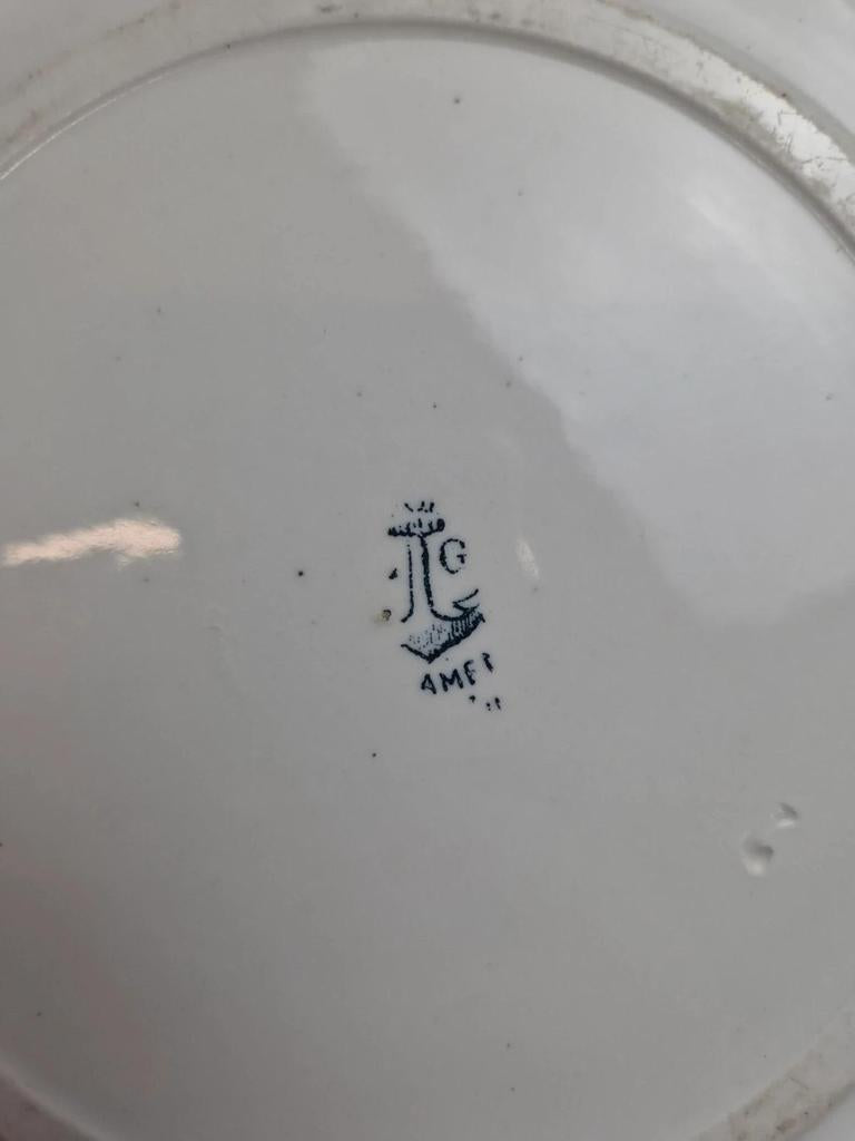 Grand plat creux Terre de Fer Clairefontaine Cyclamens 29 cm ancien