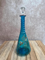 Bouteille ancienne Legras en verre bleu émaillé – décor floral Art nouveau