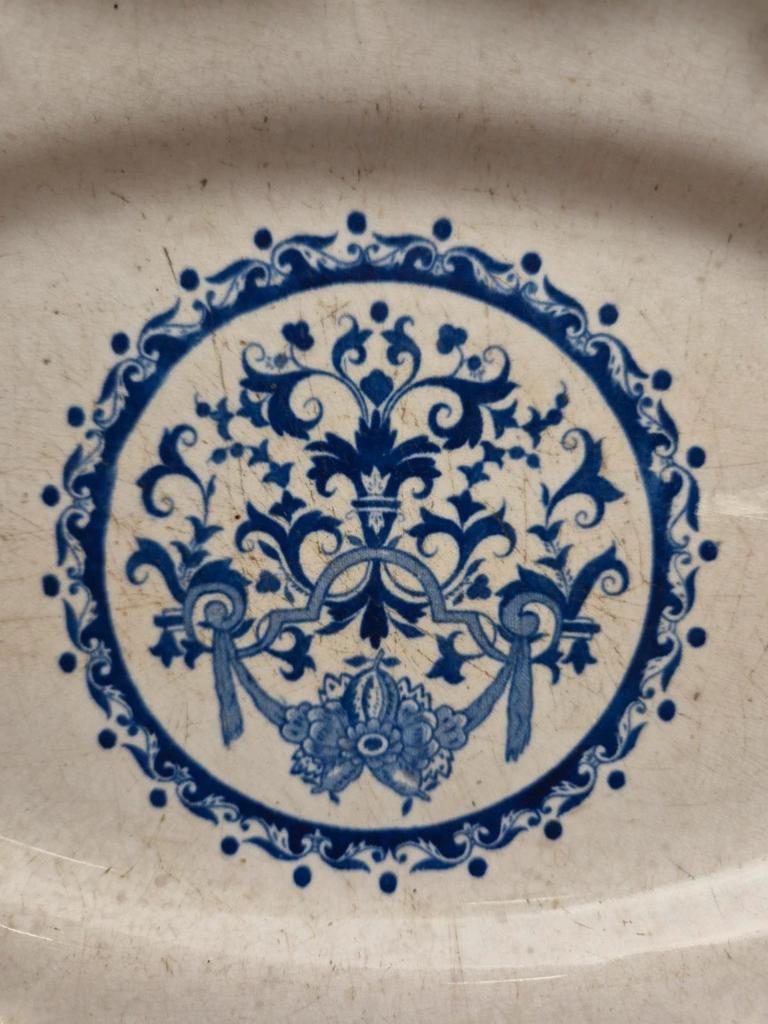 Plat ovale Gien Rouen – faïence ancienne bleu & blanc – milieu Xxe