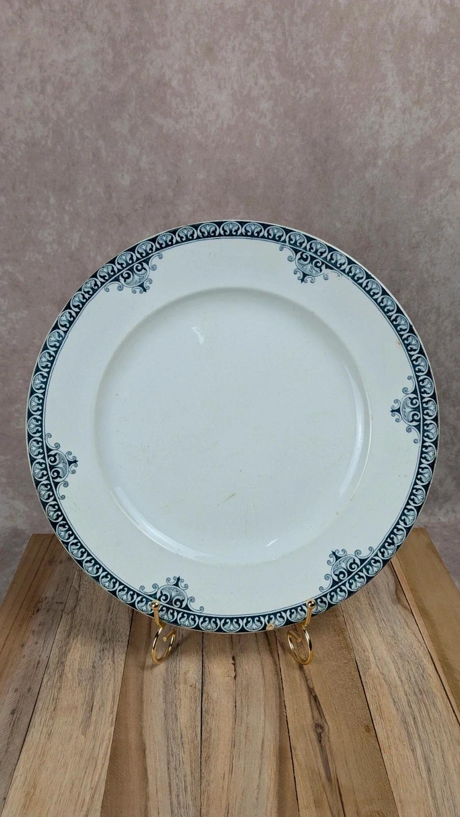 Plat ancien faïence Nord St Amand & Hamage – modèle Andrinople