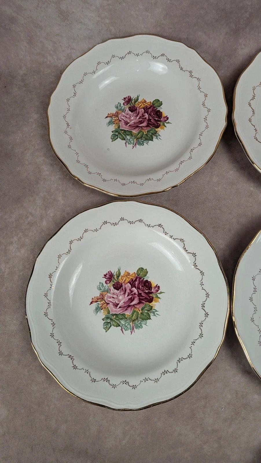 Lot de 7 assiettes creuses anciennes L’amandinoise – Faïence florale