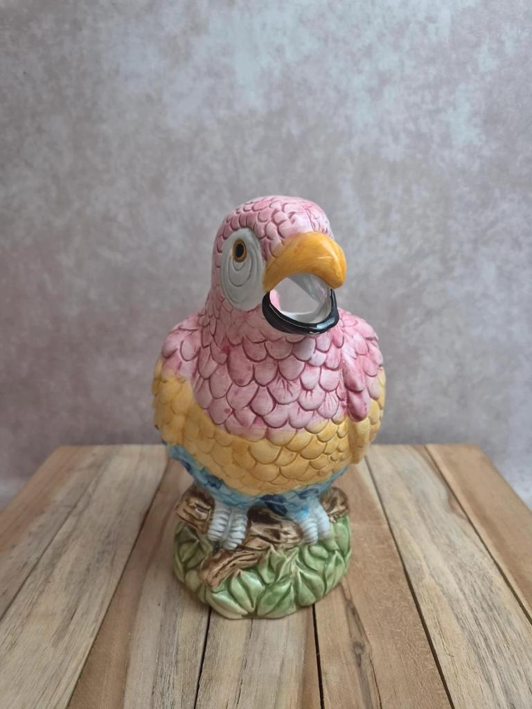 Pichet perroquet multicolore en barbotine – faïence vintage