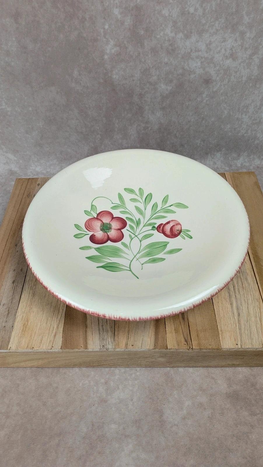Plat creux ancien Villeroy & Boch – décor floral – esprit viennois
