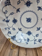 Bol Churchill England décor bleu floral – modèle style Finlandia / Blue Onion
