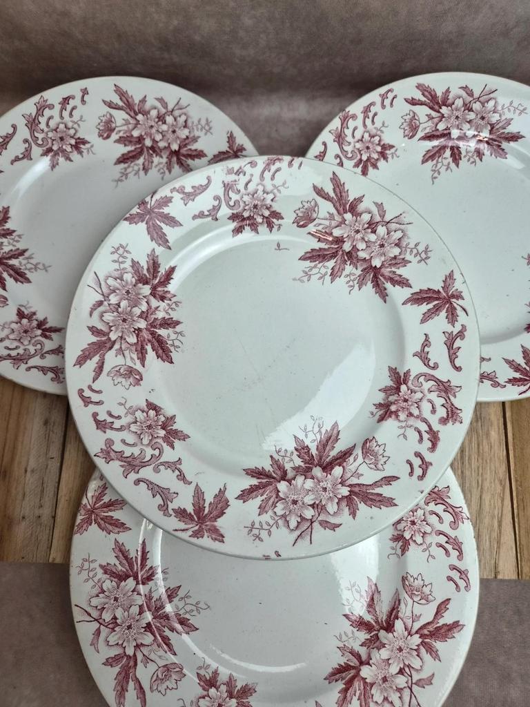 Lot de 4 assiettes plates vintage Amandinoise modèle Anémone 🌸 Terre de fer ancienne décor bordeaux