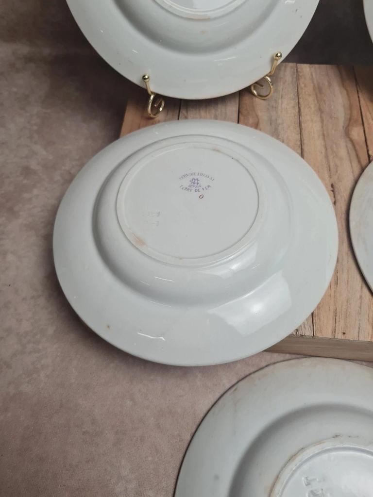 Lot 5 assiettes creuses Terre de Fer Creil & Montereau Service Louis Xv lilas rare