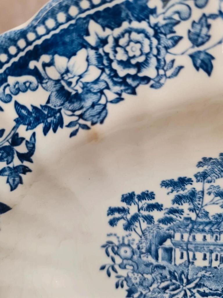 Ravier ancien Tonquin Myott décor toile de Jouy bleu – bord dentelé
