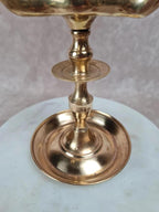 Ancien bougeoir / lampe à huile en laiton