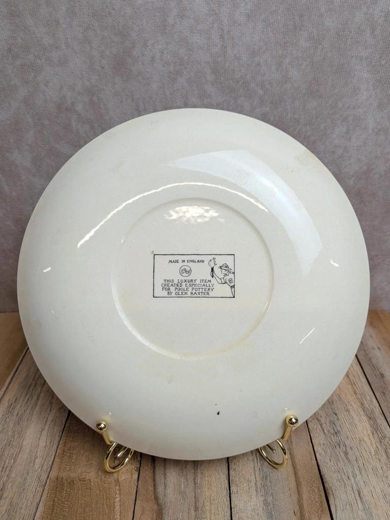 Assiette murale humoristique Glen Baxter Poole Pottery Angleterre