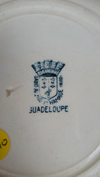 Assiette ancienne terre de fer Saint-amand Hamage Nord “guadeloupe” 19,5 cm