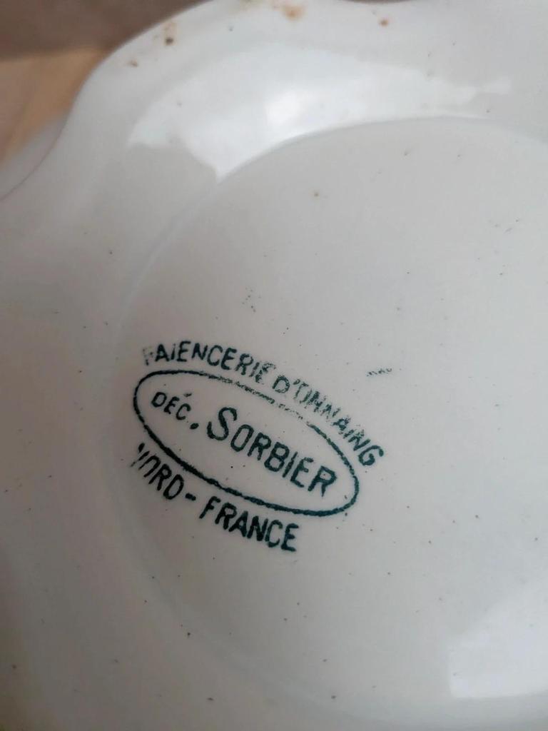 Légumière ancienne terre de fer – Faïencerie d’onnaing – décor Sorbier