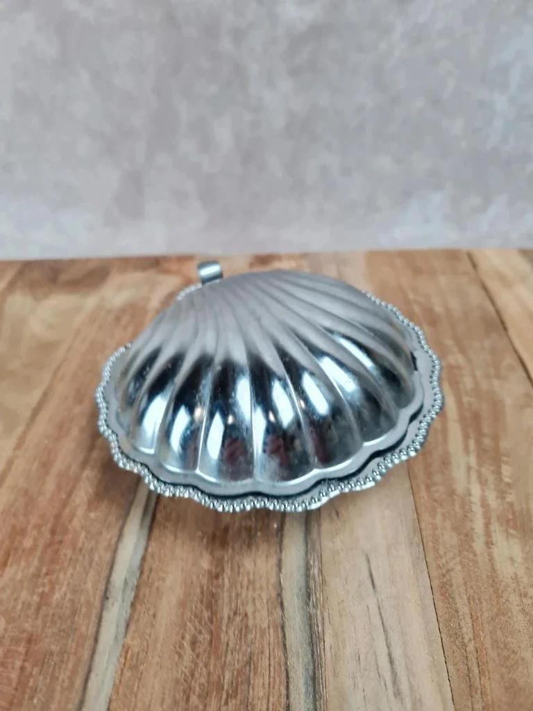🌊 Beurrier vintage coquille en verre bleu et métal argenté
