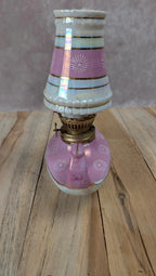 Lampe à huile ancienne rose nacrée