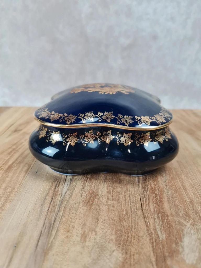 Boîte en porcelaine de Limoges bleu cobalt dorée à l’or fin 💙