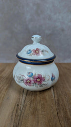 Boîte en porcelaine peinte à la main – Paris