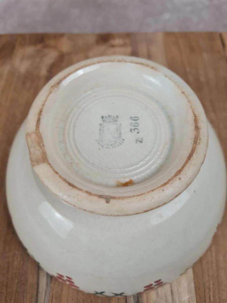 Bol ancien Saint - amand décor grappes 🍇