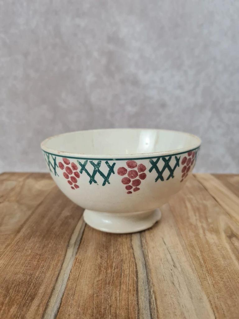 Bol ancien Saint - amand décor grappes 🍇