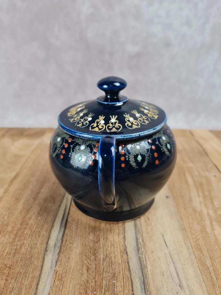 Bonbonnière ancienne en faïence bleu cobalt dorée – fin Xixe / début Xxe