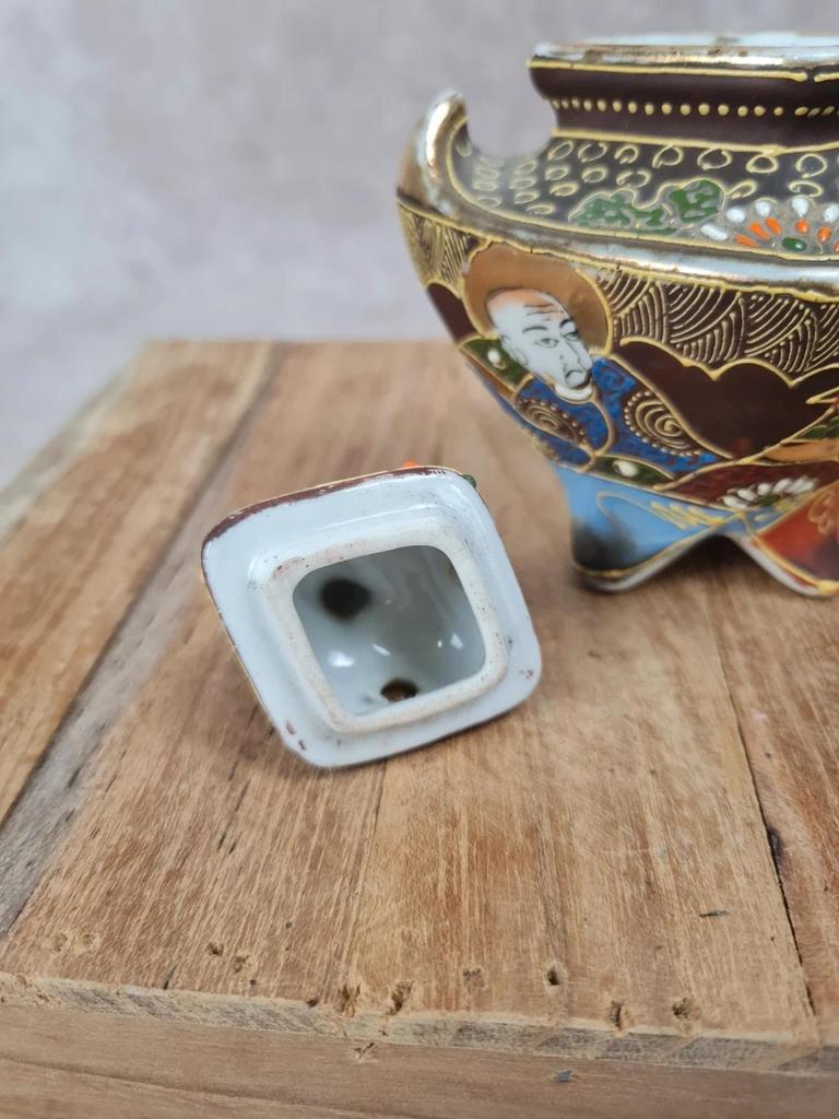 Brûleur d’encens japonais vintage en porcelaine Satsuma moriage 🏮