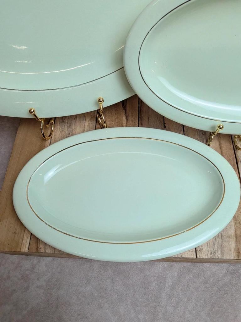 Lot de 3 plats ovales Opaceline Salins liseré doré vintage