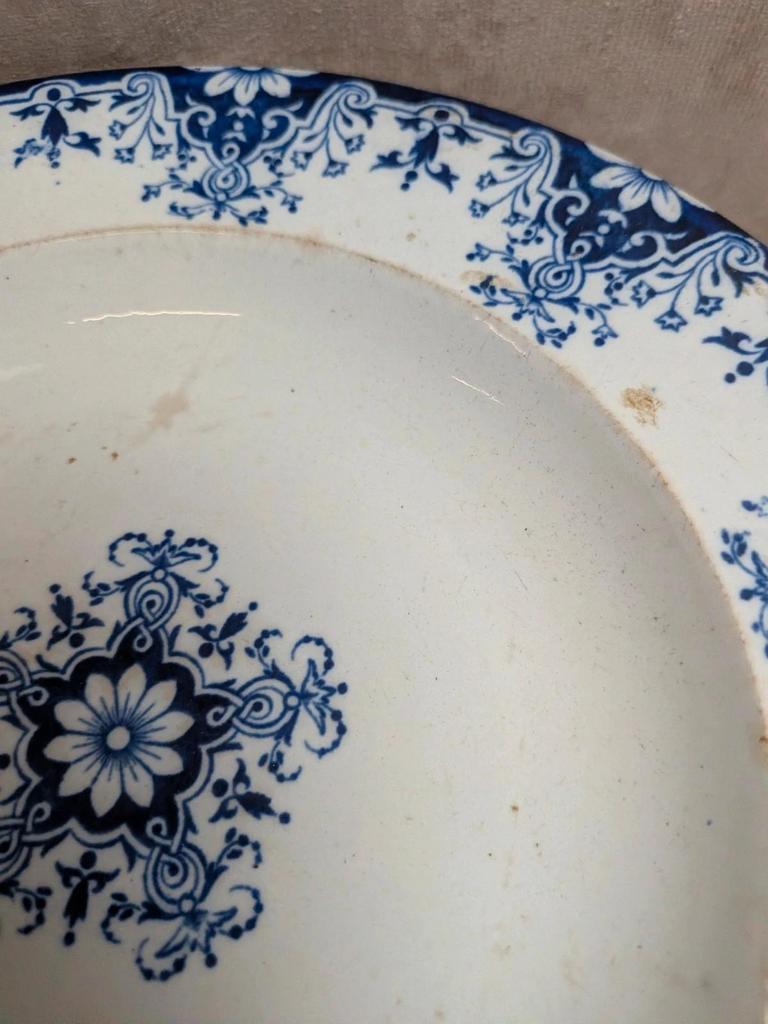 Lot de 2 assiettes creuses en terre de fer Jules Vieillard Bordeaux – Rouen