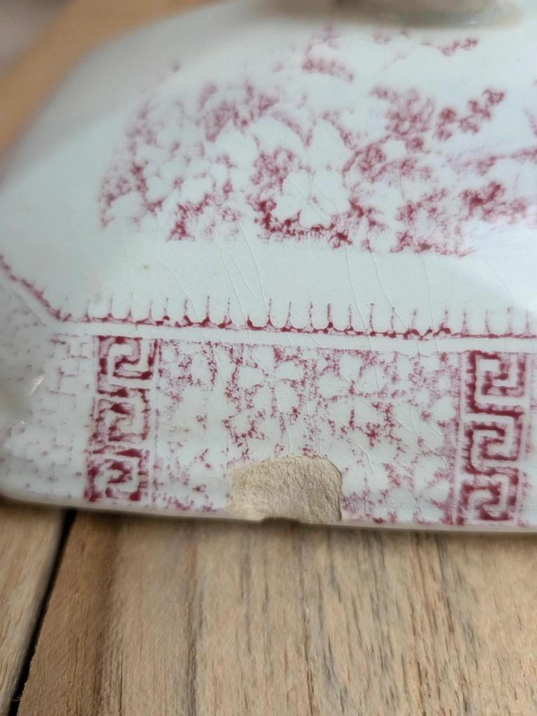 Sucrier ancien terre de fer Lunéville modèle Dentelle