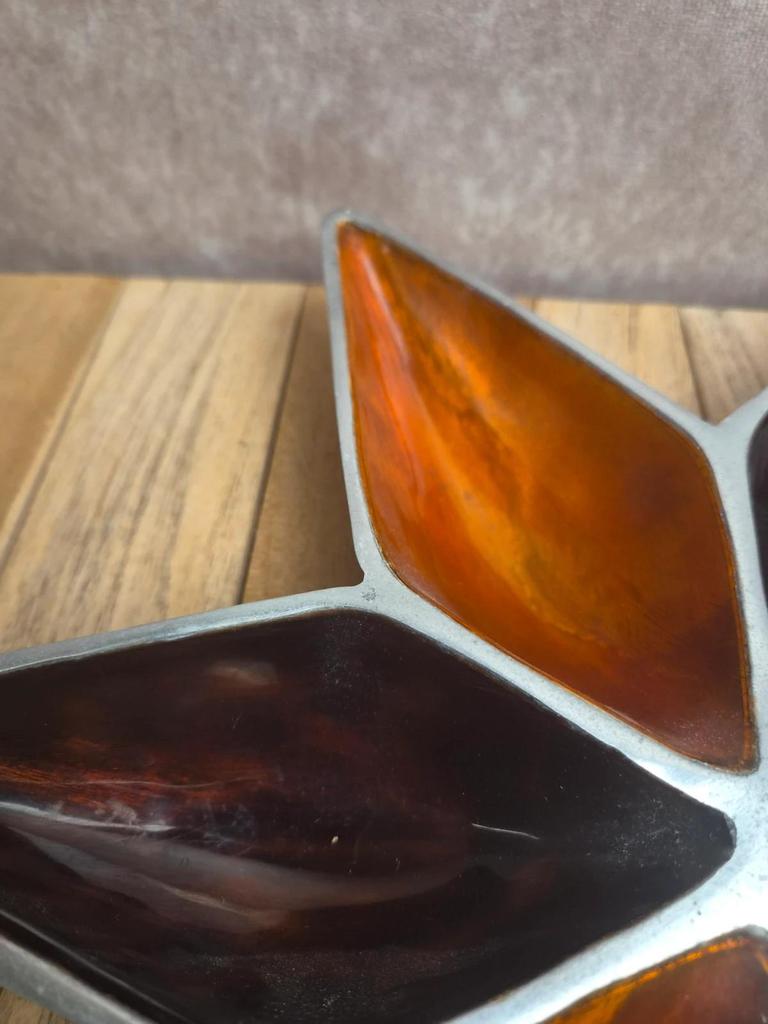 Grande coupe étoile vintage en aluminium émaillé orange et brun