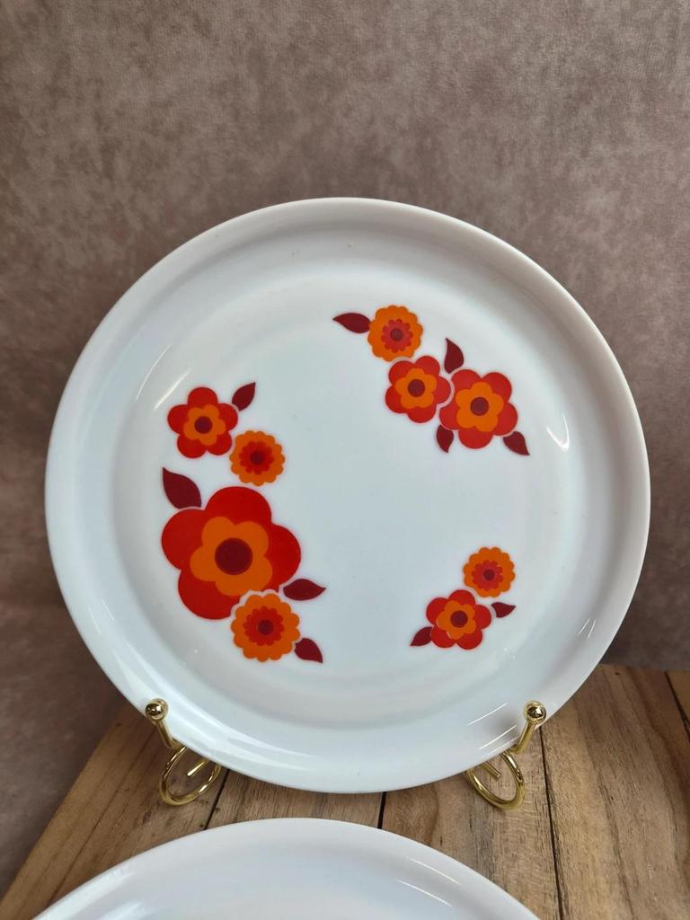 Lot 4 assiettes à dessert Arcopal Lotus vintage années 70 – 4 coloris