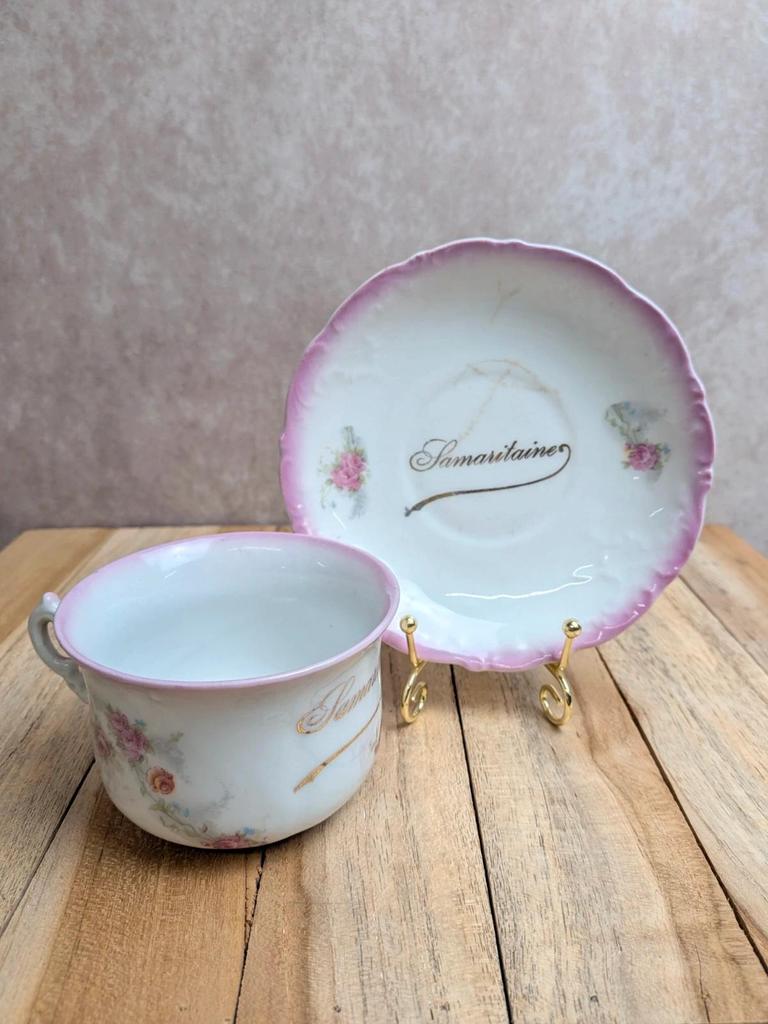 Tasse et soucoupe anciennes en porcelaine de Saxe – La Samaritaine