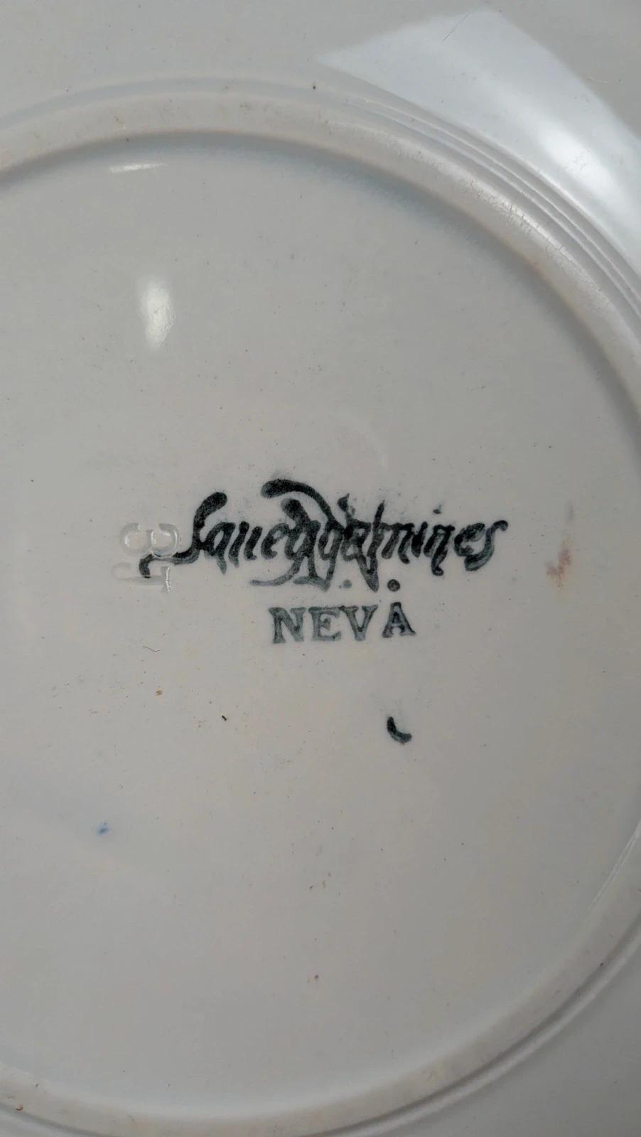 Petite assiette vintage Sarreguemines modèle Neva